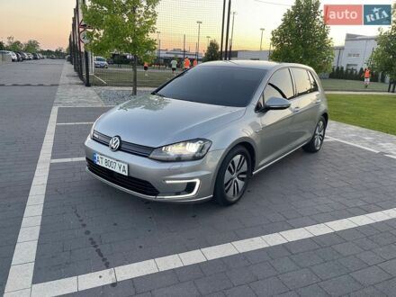 Серый Фольксваген e-Golf, объемом двигателя 0 л и пробегом 154 тыс. км за 7999 $, фото 1 на Automoto.ua