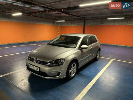 Фольксваген e-Golf 2016 в Луцке на Automoto.ua Серый Фольксваген e-Golf, объемом двигателя 0 л и пробегом 105 тыс. км за 9000 $, фото 1 на Automoto.ua