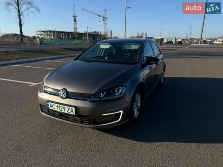 Серый Фольксваген e-Golf, объемом двигателя 0 л и пробегом 133 тыс. км за 9800 $, фото 1 на Automoto.ua