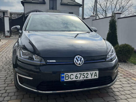 Фольксваген e-Golf 2016 в Львове на Automoto.ua Серый Фольксваген e-Golf, объемом двигателя 0 л и пробегом 141 тыс. км за 9000 $, фото 1 на Automoto.ua