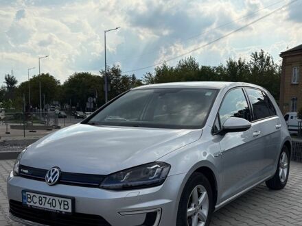 Серый Фольксваген e-Golf, объемом двигателя 0 л и пробегом 117 тыс. км за 11500 $, фото 1 на Automoto.ua