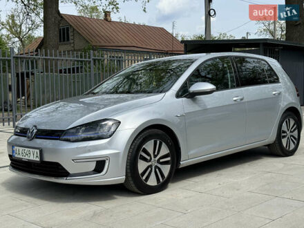 Серый Фольксваген e-Golf, объемом двигателя 0 л и пробегом 48 тыс. км за 14900 $, фото 1 на Automoto.ua