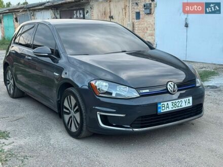 Серый Фольксваген e-Golf, объемом двигателя 0 л и пробегом 108 тыс. км за 9700 $, фото 1 на Automoto.ua