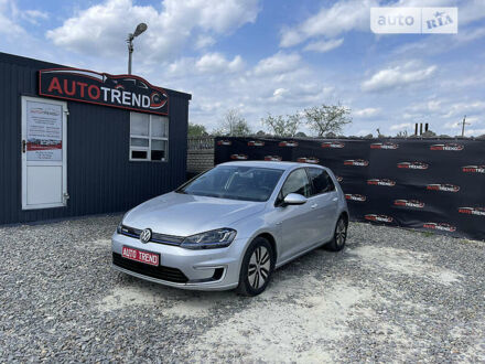 Фольксваген e-Golf 2016 в Львове на Automoto.ua Серый Фольксваген e-Golf, объемом двигателя 0 л и пробегом 131 тыс. км за 13999 $, фото 1 на Automoto.ua