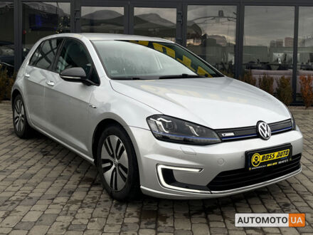 Фольксваген e-Golf 2016 в Мукачеве на Automoto.ua Серый Фольксваген e-Golf, объемом двигателя 24 л и пробегом 64 тыс. км за 10990 $, фото 1 на Automoto.ua