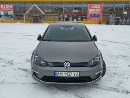 Сірий Фольксваген e-Golf, об'ємом двигуна 0 л та пробігом 66 тис. км за 14200 $, фото 1 на Automoto.ua