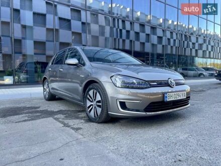 Фольксваген e-Golf 2016 в Одессе на Automoto.ua Серый Фольксваген e-Golf, объемом двигателя 0 л и пробегом 119 тыс. км за 10700 $, фото 1 на Automoto.ua