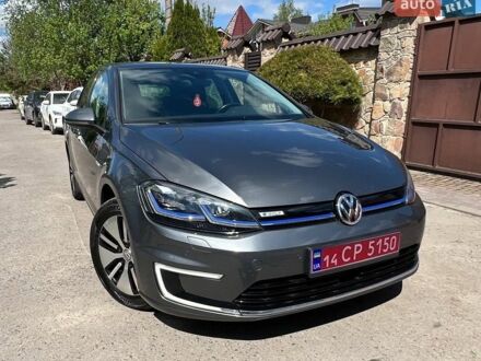 Серый Фольксваген e-Golf, объемом двигателя 0 л и пробегом 88 тыс. км за 13699 $, фото 1 на Automoto.ua