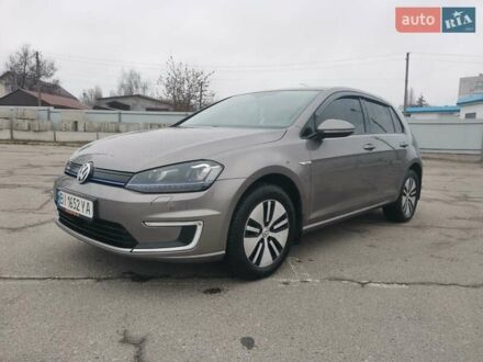 Фольксваген e-Golf 2017 в Кременчуге на Automoto.ua Серый Фольксваген e-Golf, объемом двигателя 0 л и пробегом 71 тыс. км за 11200 $, фото 1 на Automoto.ua