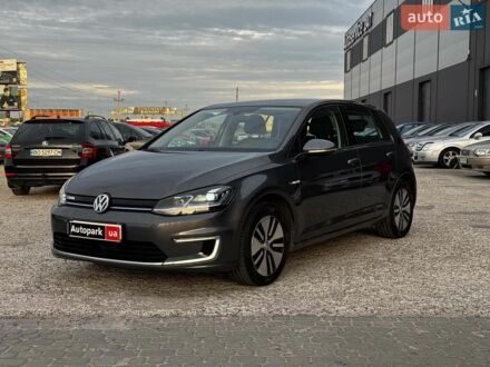 Серый Фольксваген e-Golf, объемом двигателя 0 л и пробегом 129 тыс. км за 13940 $, фото 1 на Automoto.ua