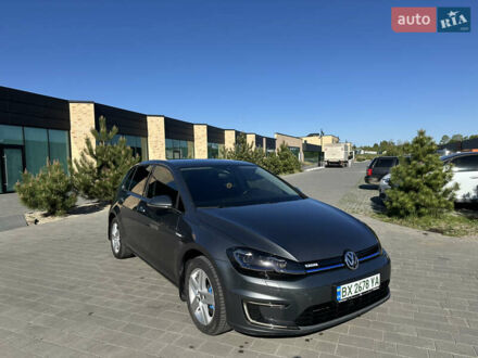 Серый Фольксваген e-Golf, объемом двигателя 0 л и пробегом 113 тыс. км за 14800 $, фото 1 на Automoto.ua