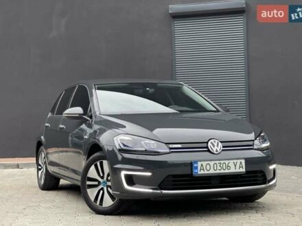 Фольксваген e-Golf 2017 в Мукачеве на Automoto.ua Серый Фольксваген e-Golf, объемом двигателя 0 л и пробегом 92 тыс. км за 12800 $, фото 1 на Automoto.ua