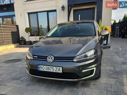 Серый Фольксваген e-Golf, объемом двигателя 0 л и пробегом 128 тыс. км за 10900 $, фото 1 на Automoto.ua