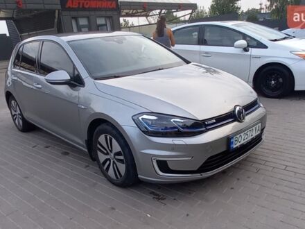 Серый Фольксваген e-Golf, объемом двигателя 0 л и пробегом 123 тыс. км за 13300 $, фото 1 на Automoto.ua