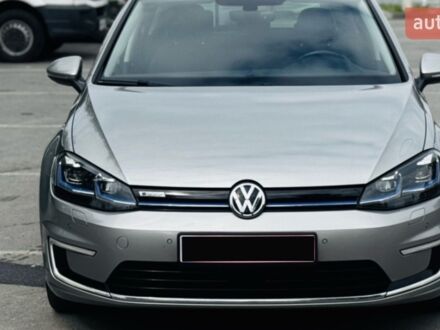 Серый Фольксваген e-Golf, объемом двигателя 0 л и пробегом 145 тыс. км за 10500 $, фото 1 на Automoto.ua