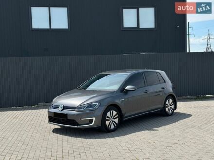 Серый Фольксваген e-Golf, объемом двигателя 0 л и пробегом 133 тыс. км за 13500 $, фото 1 на Automoto.ua