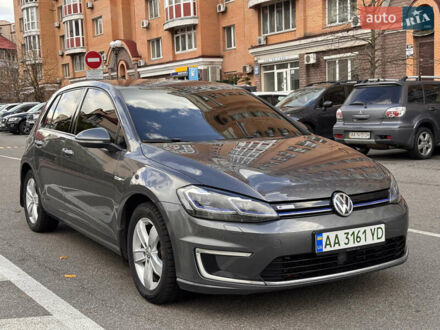 Фольксваген e-Golf 2017 у Києві на Automoto.ua Сірий Фольксваген e-Golf, об'ємом двигуна 0 л та пробігом 190 тис. км за 11500 $, фото 1 на Automoto.ua