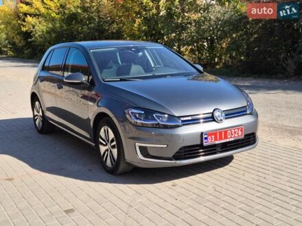Серый Фольксваген e-Golf, объемом двигателя 0 л и пробегом 146 тыс. км за 12900 $, фото 1 на Automoto.ua