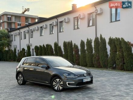 Серый Фольксваген e-Golf, объемом двигателя 0 л и пробегом 151 тыс. км за 13900 $, фото 1 на Automoto.ua