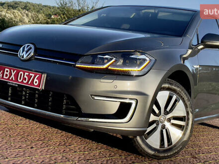 Фольксваген e-Golf 2017 в Трускавце на Automoto.ua Серый Фольксваген e-Golf, объемом двигателя 0 л и пробегом 102 тыс. км за 14999 $, фото 1 на Automoto.ua
