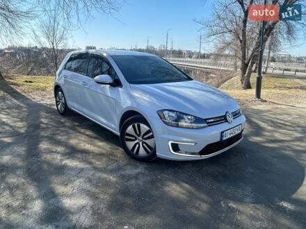 Серый Фольксваген e-Golf, объемом двигателя 0 л и пробегом 126 тыс. км за 11400 $, фото 1 на Automoto.ua