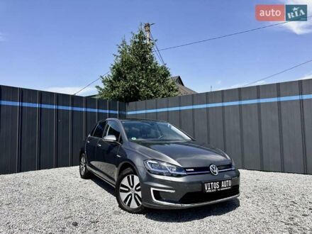 Фольксваген e-Golf 2018 в Луцке на Automoto.ua Серый Фольксваген e-Golf, объемом двигателя 0 л и пробегом 28 тыс. км за 15199 $, фото 1 на Automoto.ua