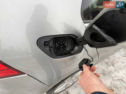 Сірий Фольксваген e-Golf, об'ємом двигуна 0 л та пробігом 147 тис. км за 13900 $, фото 1 на Automoto.ua