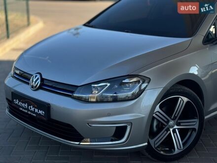 Сірий Фольксваген e-Golf, об'ємом двигуна 0 л та пробігом 157 тис. км за 15899 $, фото 1 на Automoto.ua