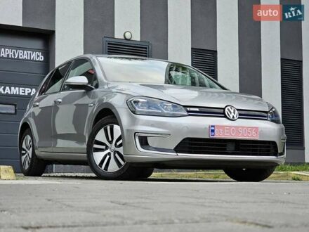 Серый Фольксваген e-Golf, объемом двигателя 0 л и пробегом 105 тыс. км за 12700 $, фото 1 на Automoto.ua
