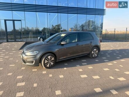 Серый Фольксваген e-Golf, объемом двигателя 0 л и пробегом 85 тыс. км за 16200 $, фото 1 на Automoto.ua