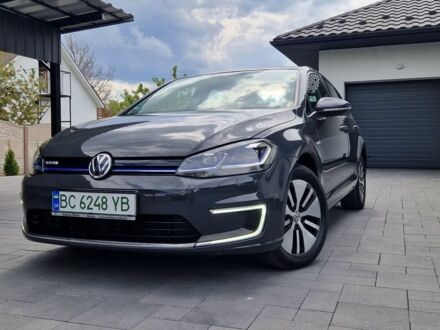Сірий Фольксваген e-Golf, об'ємом двигуна 0 л та пробігом 99 тис. км за 13700 $, фото 1 на Automoto.ua