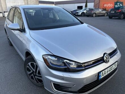 Серый Фольксваген e-Golf, объемом двигателя 0 л и пробегом 152 тыс. км за 12499 $, фото 1 на Automoto.ua