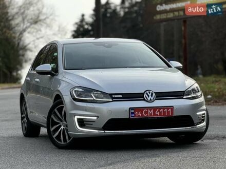 Серый Фольксваген e-Golf, объемом двигателя 0 л и пробегом 100 тыс. км за 12300 $, фото 1 на Automoto.ua