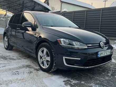 Серый Фольксваген e-Golf, объемом двигателя 0 л и пробегом 63 тыс. км за 12500 $, фото 1 на Automoto.ua