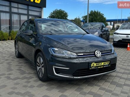 Серый Фольксваген e-Golf, объемом двигателя 0 л и пробегом 85 тыс. км за 15100 $, фото 1 на Automoto.ua