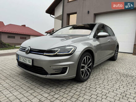Серый Фольксваген e-Golf, объемом двигателя 0 л и пробегом 109 тыс. км за 14700 $, фото 1 на Automoto.ua