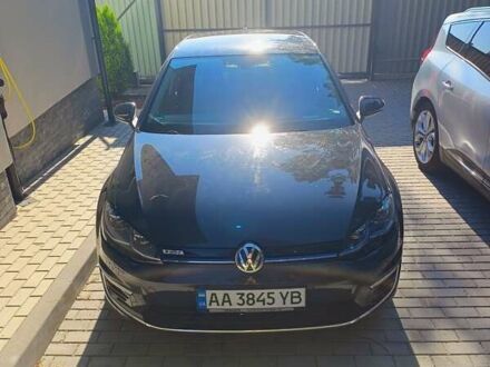 Серый Фольксваген e-Golf, объемом двигателя 0 л и пробегом 59 тыс. км за 16500 $, фото 1 на Automoto.ua