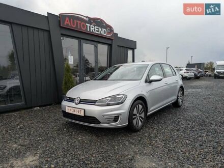 Серый Фольксваген e-Golf, объемом двигателя 0 л и пробегом 77 тыс. км за 14600 $, фото 1 на Automoto.ua