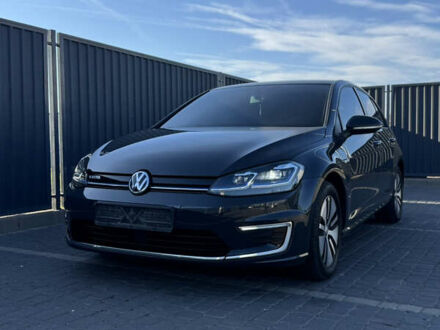 Серый Фольксваген e-Golf, объемом двигателя 0 л и пробегом 77 тыс. км за 13500 $, фото 1 на Automoto.ua