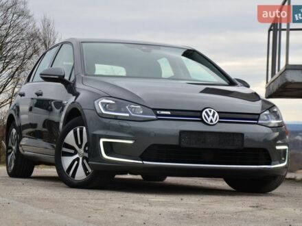 Серый Фольксваген e-Golf, объемом двигателя 0 л и пробегом 91 тыс. км за 12450 $, фото 1 на Automoto.ua