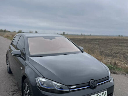 Фольксваген e-Golf 2020 в Вознесенске на Automoto.ua Серый Фольксваген e-Golf, объемом двигателя 0 л и пробегом 40 тыс. км за 16500 $, фото 1 на Automoto.ua