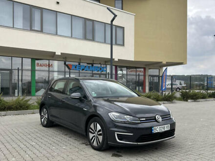 Фольксваген e-Golf 2020 в Львове на Automoto.ua Серый Фольксваген e-Golf, объемом двигателя 0 л и пробегом 45 тыс. км за 14800 $, фото 1 на Automoto.ua