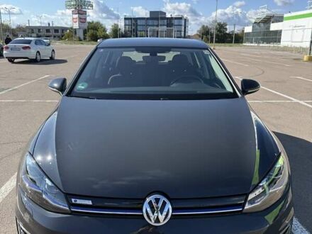 Фольксваген e-Golf 2020 в Одессе на Automoto.ua Серый Фольксваген e-Golf, объемом двигателя 0 л и пробегом 34 тыс. км за 16900 $, фото 1 на Automoto.ua
