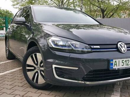 Серый Фольксваген e-Golf, объемом двигателя 0 л и пробегом 95 тыс. км за 14500 $, фото 1 на Automoto.ua