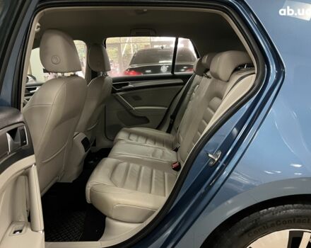 Синий Фольксваген e-Golf, объемом двигателя 0 л и пробегом 131 тыс. км за 13000 $, фото 3 на Automoto.ua