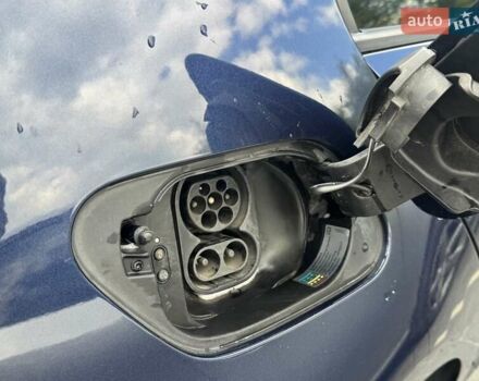 Синий Фольксваген e-Golf, объемом двигателя 0 л и пробегом 118 тыс. км за 10600 $, фото 5 на Automoto.ua