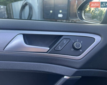 Синій Фольксваген e-Golf, об'ємом двигуна 0 л та пробігом 99 тис. км за 9500 $, фото 31 на Automoto.ua