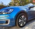 Синий Фольксваген e-Golf, объемом двигателя 0 л и пробегом 125 тыс. км за 8900 $, фото 1 на Automoto.ua