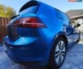 Синий Фольксваген e-Golf, объемом двигателя 0 л и пробегом 125 тыс. км за 8900 $, фото 12 на Automoto.ua