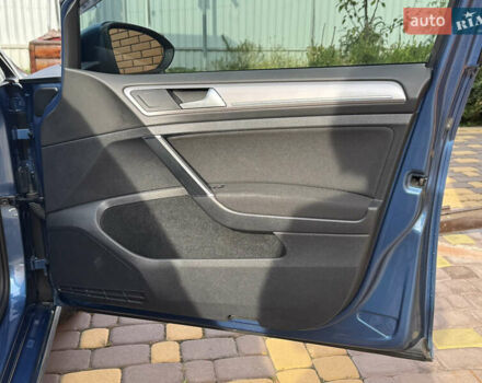 Синій Фольксваген e-Golf, об'ємом двигуна 0 л та пробігом 72 тис. км за 9500 $, фото 40 на Automoto.ua